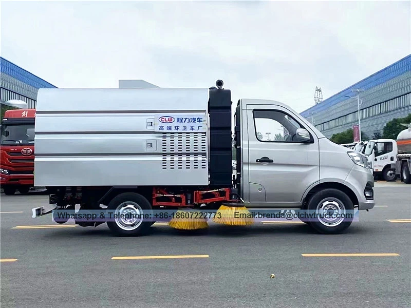 New Changan 4x2 mini camions de balayeuse de cendres de charbon