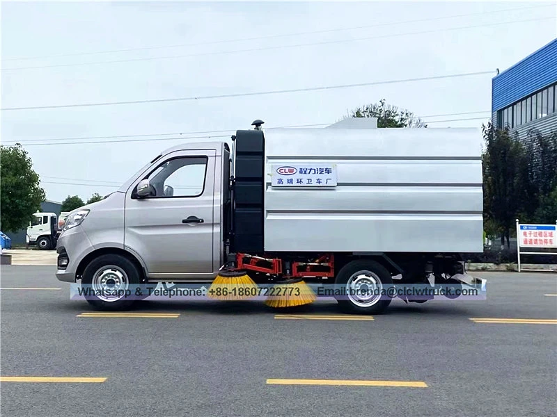 New Changan 4x2 mini camions de balayeuse de cendres de charbon