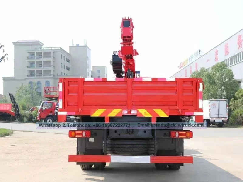 New Condition Dongfeng 8000 kgs Knuckle Boom Crane Truck For Sale