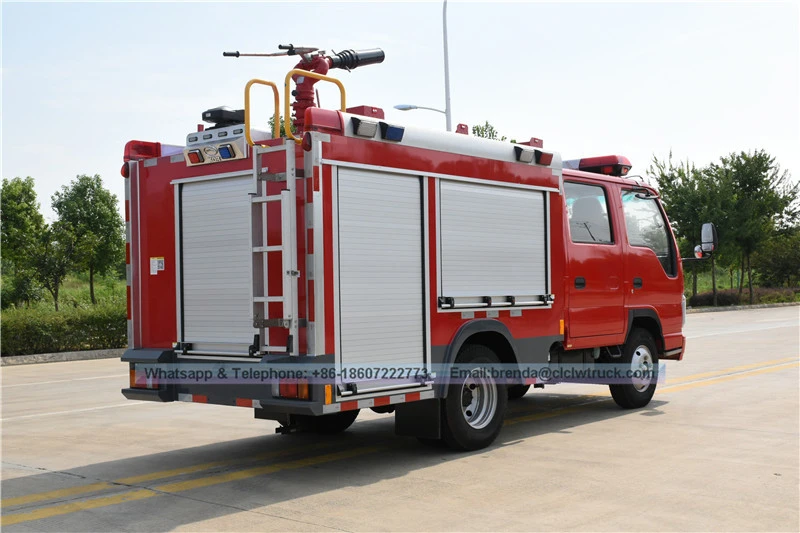Nuevo fabricante de camiones de bomberos de 4000 litros China, 4x2 4cbm pequeño camión de bomberos