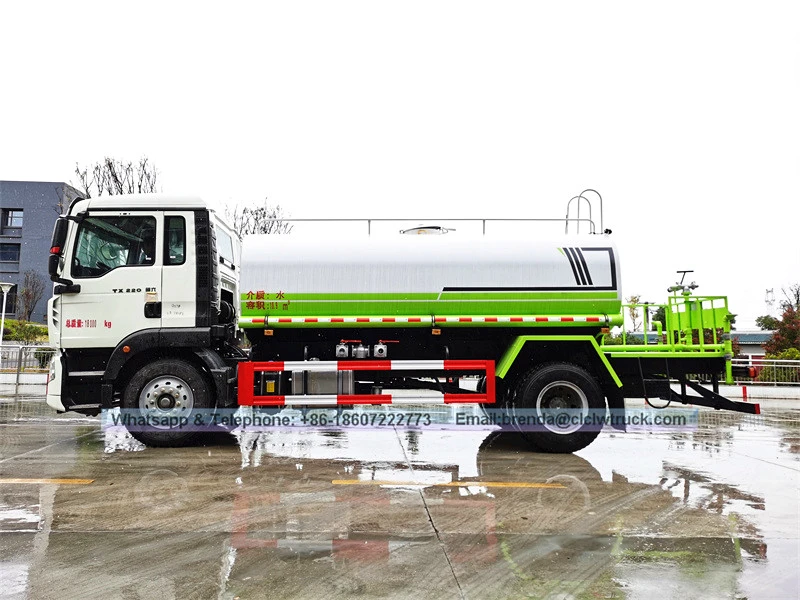 Sinotruk Howo 4x2 2200 galón 10000 litros de agua camión de tanque de agua