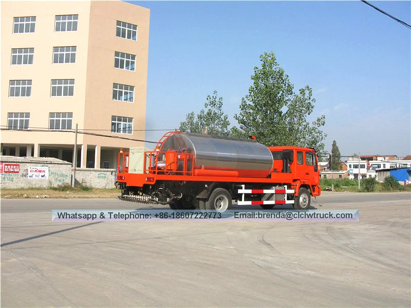 Sinotruck Asphalt กระจายรถบรรทุกรถบรรทุก 8000 ลิตร