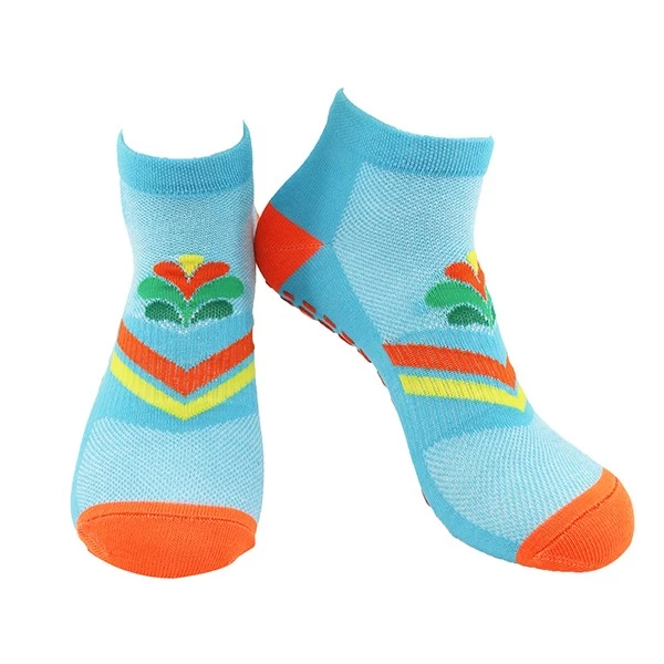 Custom Trampoline Socks Grip Socks Kids Children Adults Men Women Non Slip  Antislip Trampoline Jump Grip Sock - China Polyster and Cotton price