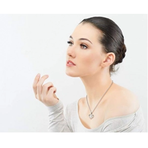 925 Sterling Silver Heart Pendant Necklace with Diamonds and Pearls Hearts shaped Necklace Manufacturer