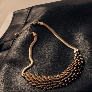 Alloy Metal Feather Wing Hedgehog Necklace