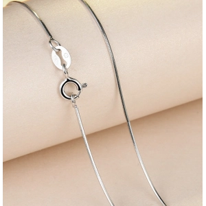 China Manufacturer Sterling Silver Chain Necklace without Pendant