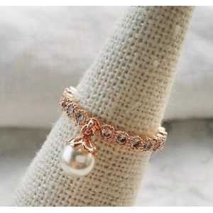 China Supplier Pearl Copper Alloy Rings Design For Women Christmas Gift
