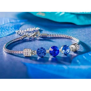 Custom Woman Zinc Alloy Crystals Bracelet Manufacturer China