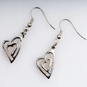 Design latest fashion heart long earrings jewelry earring E30180