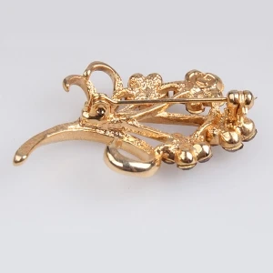 Fabric flower cheap rhinestone for wedding in bulk brooch P80019