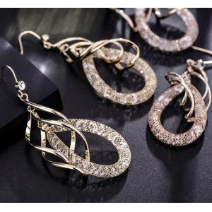Fashion Plating 18K Mesh Long Stud Earrings for Woman