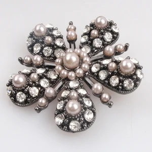 Fashion jewellery flower pearl cheap wholesale rhinestone brooch P80001