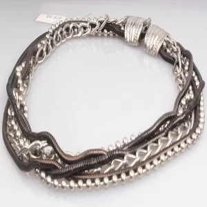 الصين Finding a Jewelry Wholesale Manufacturer in China الصانع