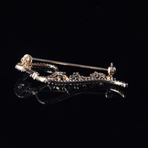 Gold Plated Christmas Diamond Christmas Brooch Wholesale Fashion Jewelry OEM Factory