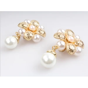 High Selling Quality Fashion Korean Model Selling Earrings Birthday Anniversary Gifts for Women Mom Wife