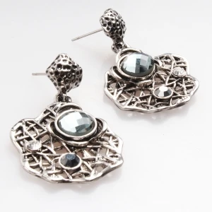 Large rhinestone animal shaped bulk wholesale earrings designs E30084