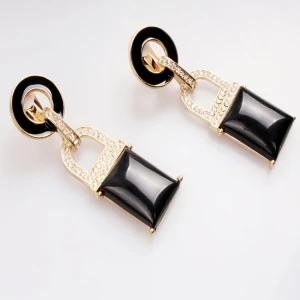 New design resin round shaped english lock clip on earrings