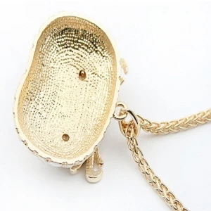 Retro Classic Owl Pendant Sweater Chain