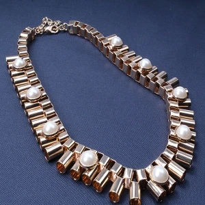 Tank Chain Bullet Case Necklace with Pearl N90009