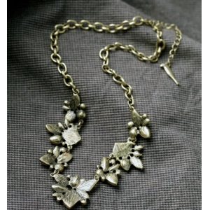 Wholesale Bronze Alloy Colorful Crystal Short Chain Beads Necklace for Woman