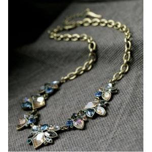 Wholesale Bronze Alloy Colorful Crystal Short Chain Beads Necklace for Woman