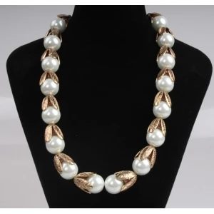 Wholesale Fashion Freshwater Pearl Necklace Jewelry Necklace for Christmas Jewelry Gift