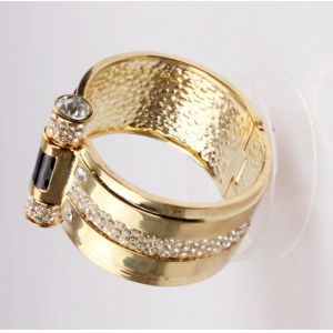 Wide Bracelet Plated 18K Gold  Alloy Jewelry Fashion Bangle Bracelet Jewelry Designers