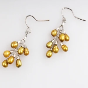 New 2017 Trendy Created Long Drop Fashion Dangle Pearl Earrings for Women