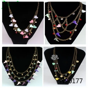 colored plastic crystal sex split heart charmed necklace N90177