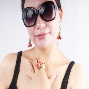 China fashion accssory gold cherry earrings Hersteller
