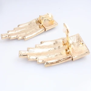 gold plated black metal hand painted clip on earrings E30055