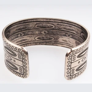 patriotic identification plain metal cuff bracelet B10121