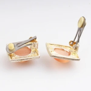 round button moonstone wholesale clip on earrings E30020