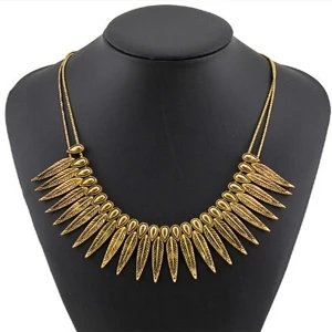 vintage rope gold feather leaf statement necklace N90081