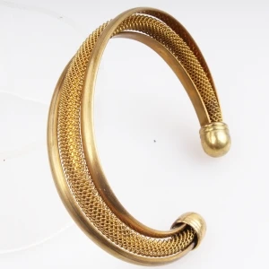 women designs gold chain metal cuff bangle bracelet B10104