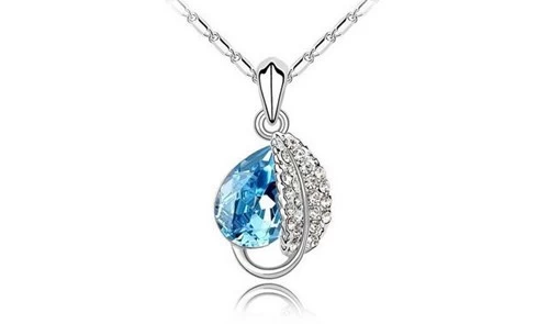 Fashion necklaces for women
