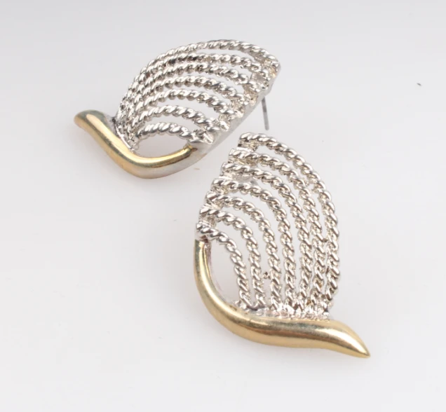 2018 New Excellent Simple Plated Earring Conch Design Beautiful Stud Earrings