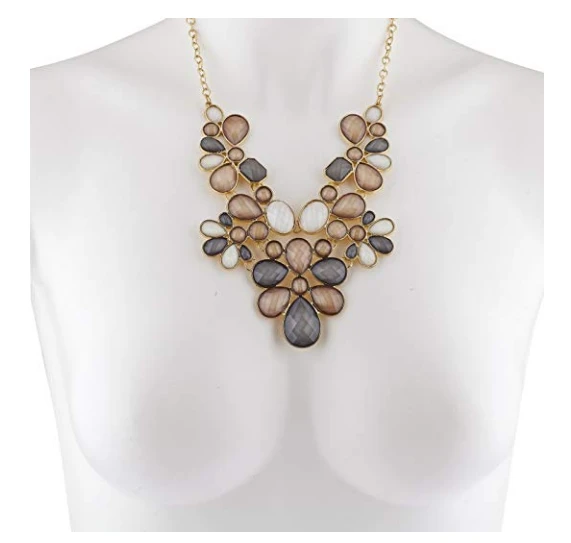 2018 Top Sales Fashion Accessories Womens Flower Bib Chunky Sweater Statement Necklace