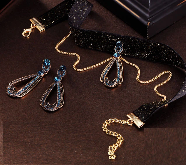 2018 fashion vintage zinc alloy earrings for woman