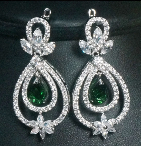 China fashion costume diamond cubic zirconia jewelry set manufacturer in China