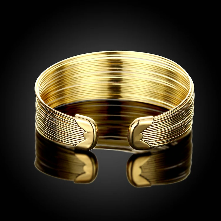 China manufacturer wholesale fashion jewelry yellow gold bangle bracelet for women