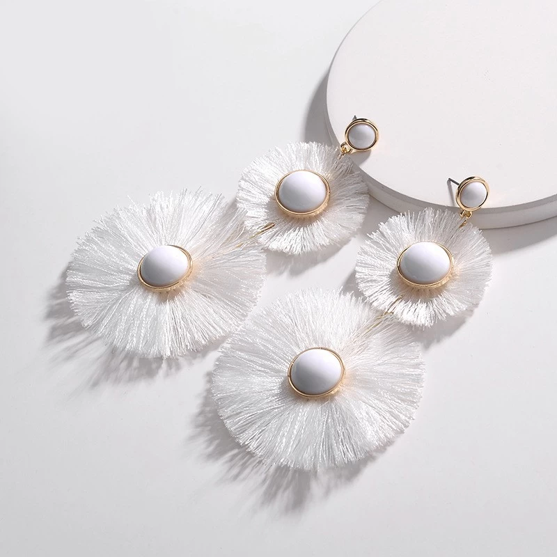 porcelana Fashion Long Beaded Fan Tassel Flower Pendant Earring for Women fabricante