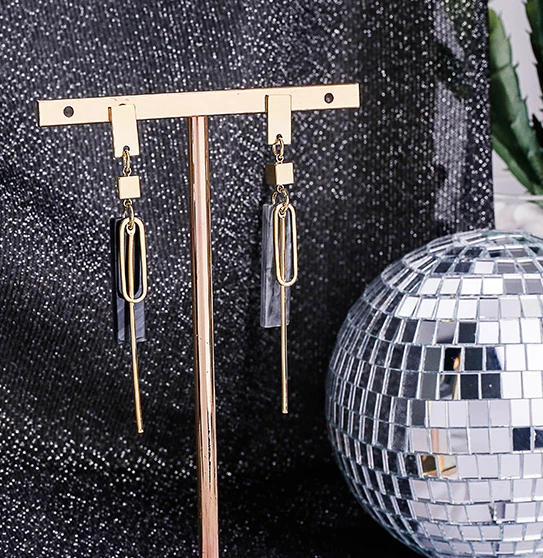 High Quality 18K Gold Plating Long Hanging Earrings for Woman