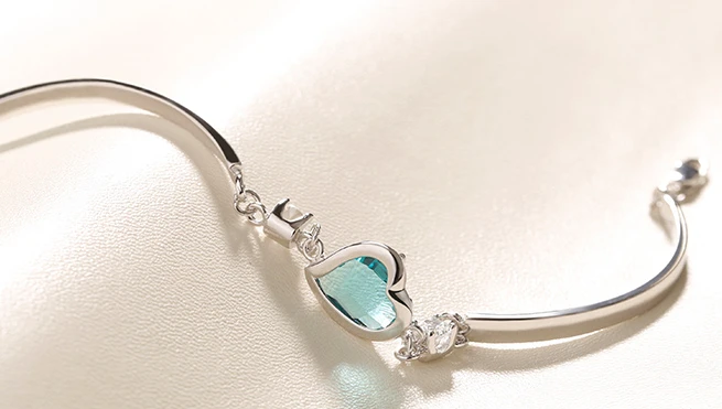 High Quality Sterling Silver Heart Shape Gemstone Bracelet Bangle Manufacturer in China