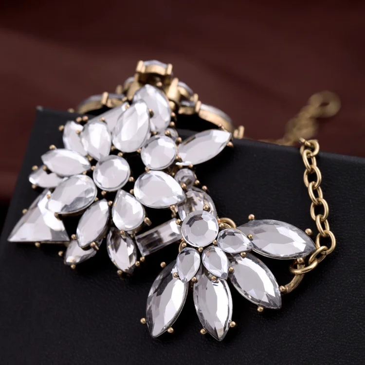 Hot Lady Accessories Clear Stacked Gems Stone Statement Necklace Wholesale Fashion Jewelry OEM Factory