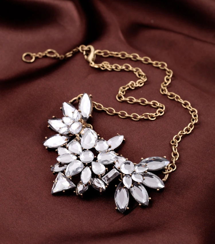 Hot Lady Accessories Clear Stacked Gems Stone Statement Necklace Wholesale Fashion Jewelry OEM Factory