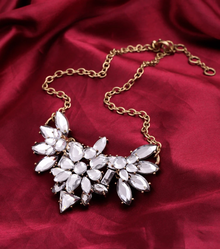 Hot Lady Accessories Clear Stacked Gems Stone Statement Necklace Wholesale Fashion Jewelry OEM Factory