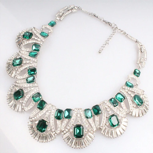 Hot Selling Colorful Glass stones Necklace Jewelry Factory 2017 The Latest Crystal Fashion Chunky Necklace Statement Jewelry necklace