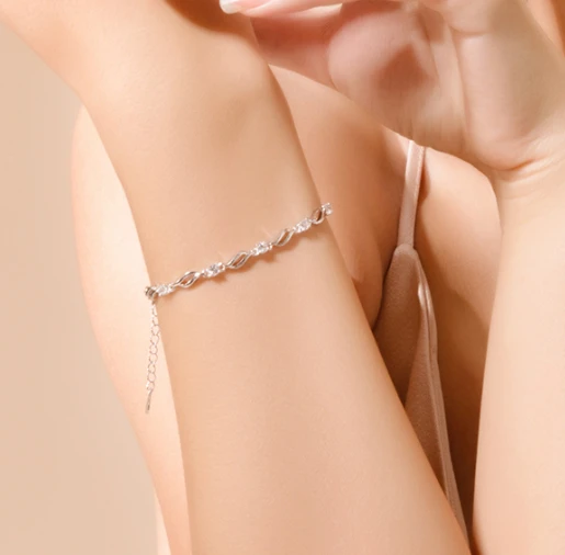 Korean Style Sterling Silver Diamonds Bracelet Bangle Manufacturer in China