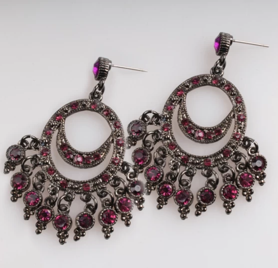 China Latest Fashion Jewellery Bridal Party Classical Earrings Jewellery Online Hoop Earring Hersteller
